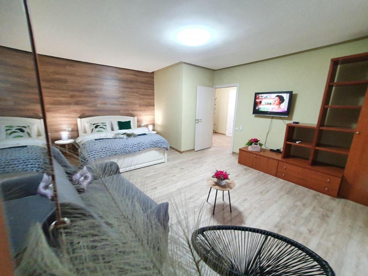 Inn Home Apartments-Olimpiysky Stadium Area Kiev Esterno foto