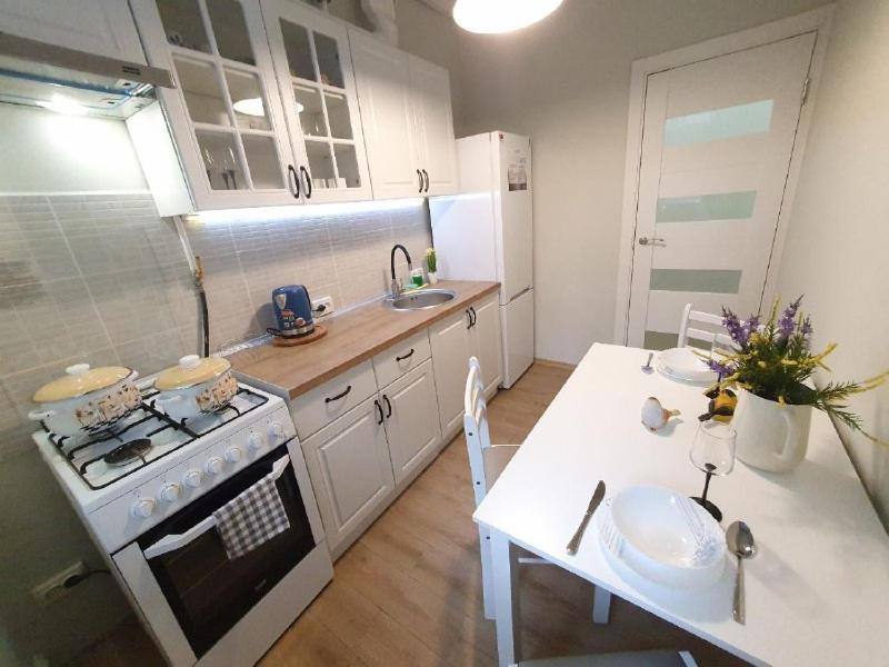 Inn Home Apartments-Olimpiysky Stadium Area Kiev Esterno foto