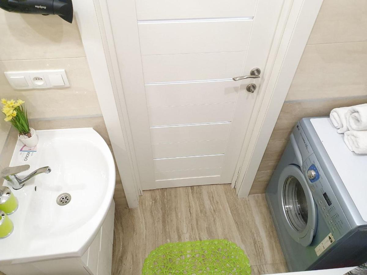 Inn Home Apartments-Olimpiysky Stadium Area Kiev Esterno foto